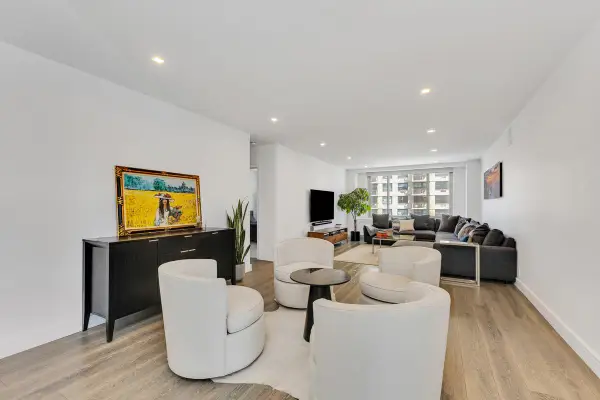 300 E 74th Street #15-G, Manhattan, NY 10021