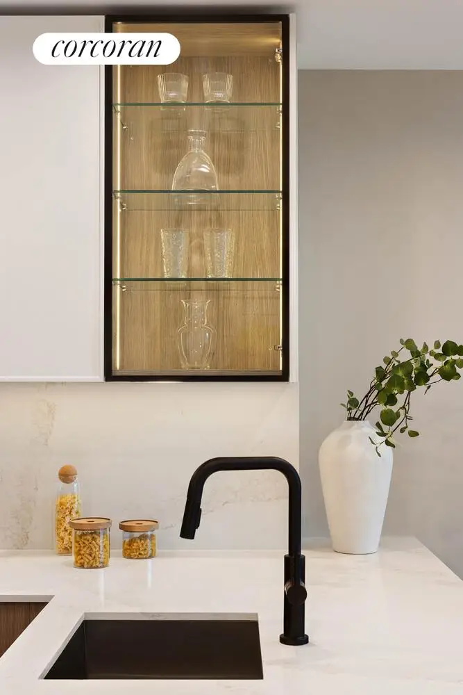 25-23 Newtown Avenue #4B, Queens, NY 11102 - #3