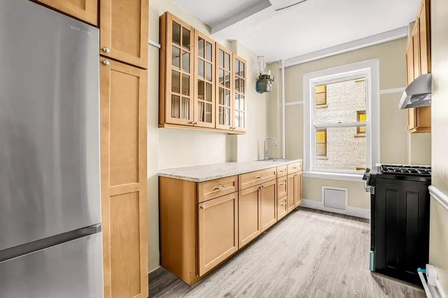 150 E 49th Street #3E, New York, NY 10017 - #3