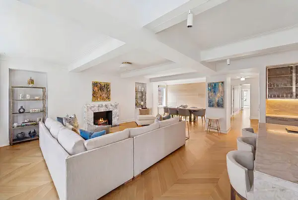 40 E 66th Street #7-A, Manhattan, NY 10065