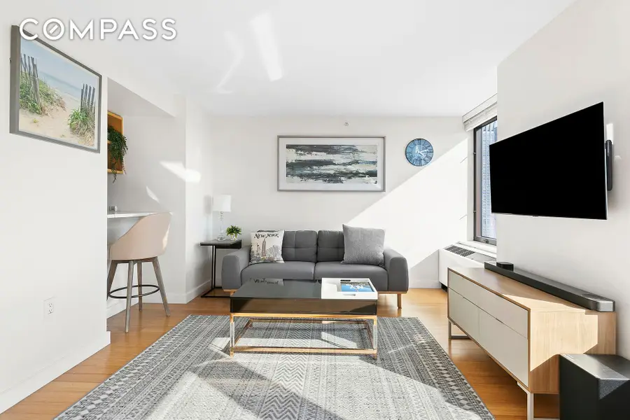 100 W 39th Street #38I, Manhattan, NY 10018 - #3