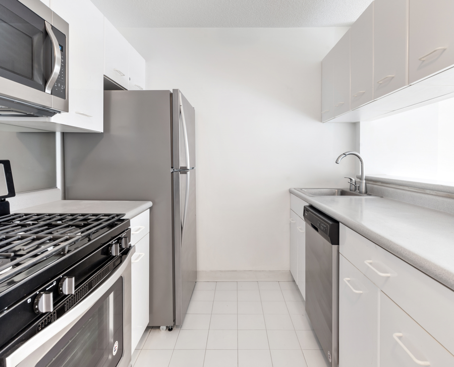 2 S End Avenue #6V, Manhattan, NY 10280 - #3