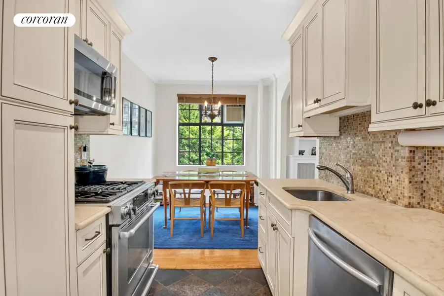 116 Pinehurst Avenue #M31, New York, NY 10033 - #3