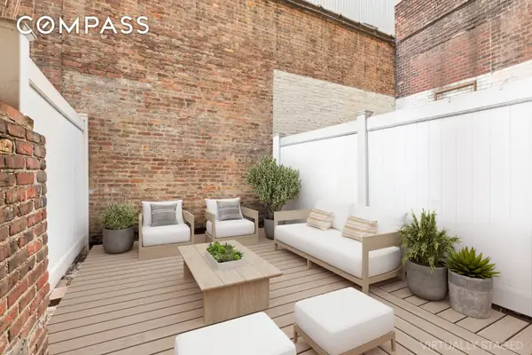 431 W 54th Street #1D, Manhattan, NY 10019