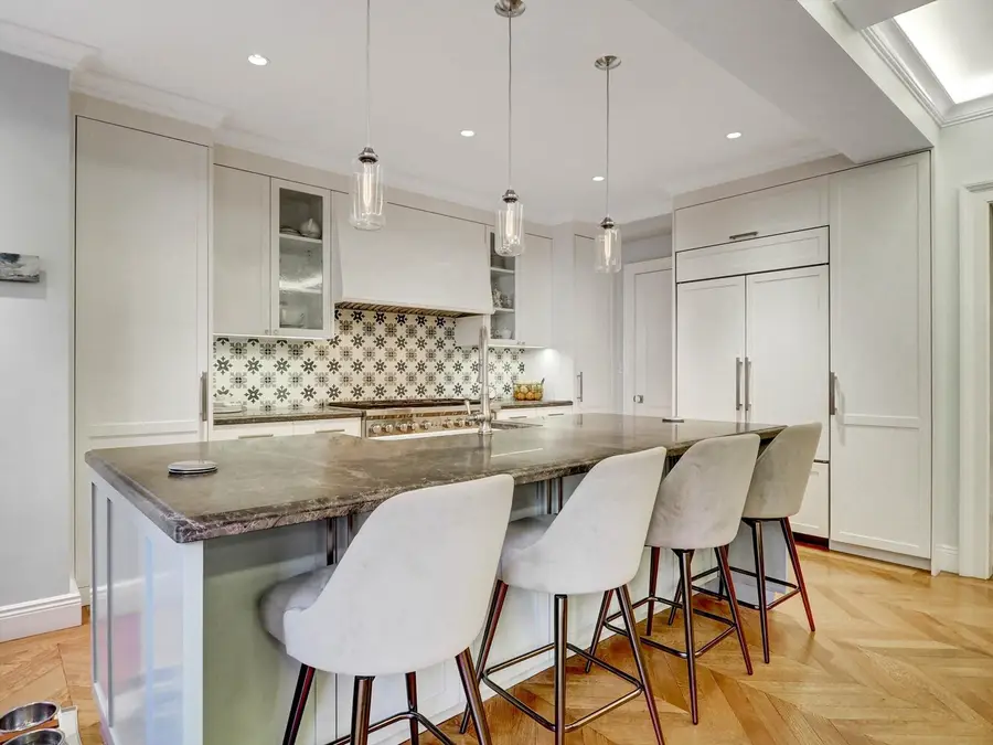 30 5th Avenue #2CD, New York, NY 10011 - #3