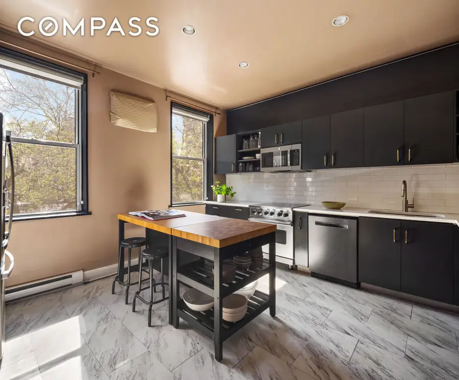 341 W 29th Street #1, Manhattan, NY 10001 - #3