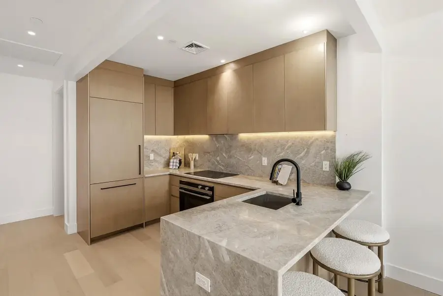 772 Metropolitan Avenue #4-B, Brooklyn, NY 11211 - #2