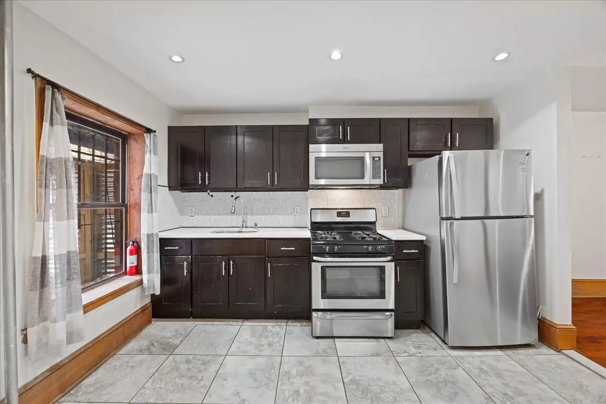 554 Lexington Avenue, Brooklyn, NY 11221 - #1