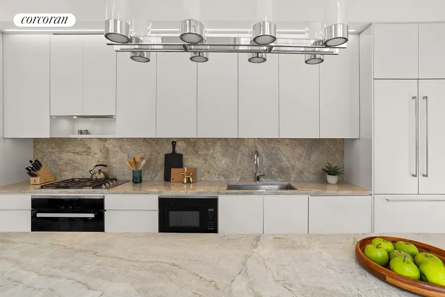 15 W 61st Street #24D, Manhattan, NY 10023 - #3