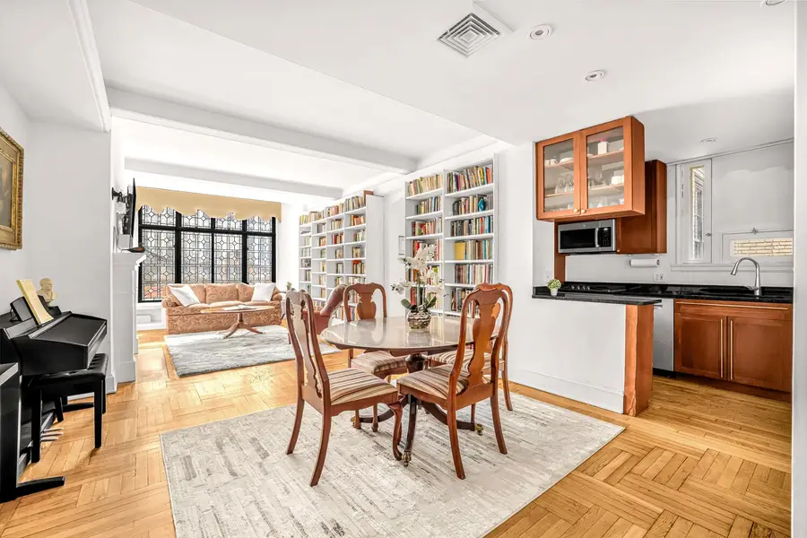 40 W 67th Street #3D, New York, NY 10023 - #3
