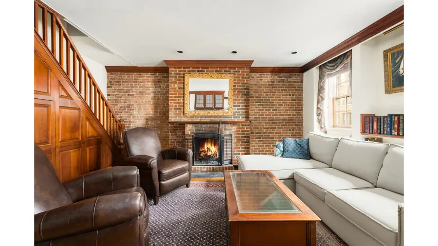 34 W 74th Street #PHB, Manhattan, NY 10023 - #2