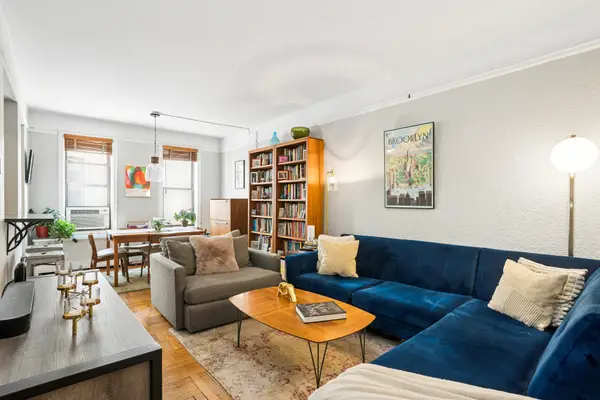 135 Prospect Park Sw #F7, Brooklyn, NY 11218