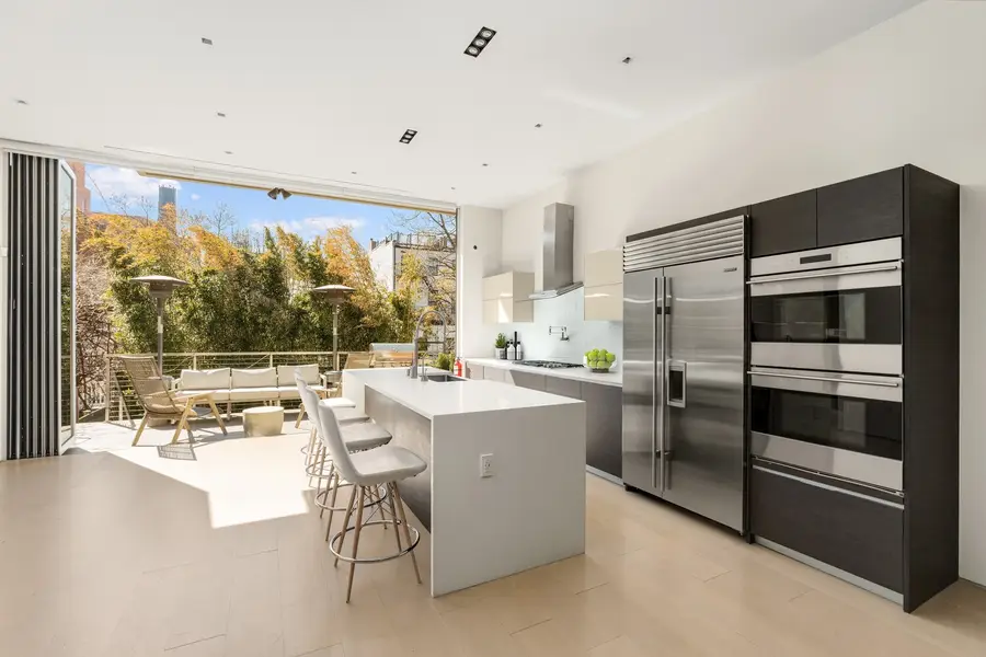 140 Clinton Avenue, Brooklyn, NY 11205 - #2