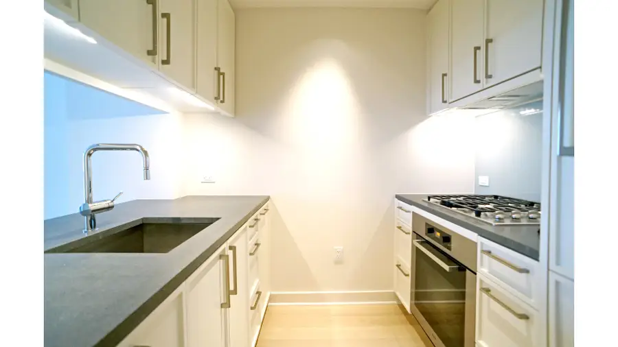 160 E 22nd Street #3E, Manhattan, NY 10010 - #3