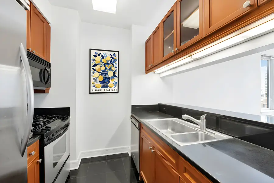 220 Riverside Boulevard #7V, Manhattan, NY 10069 - #3