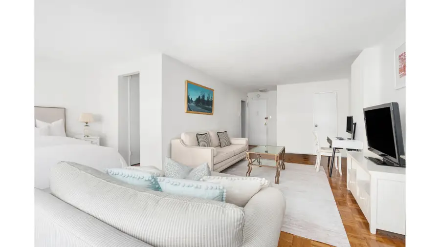 520 E 81st Street #4D, New York, NY 10028 - #3