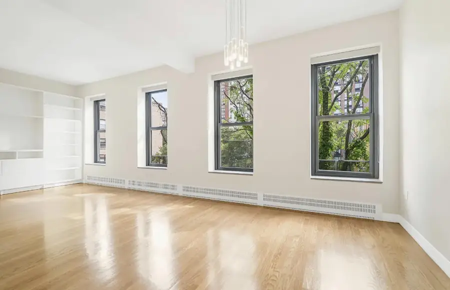 422 W 20th Street #4-H, New York, NY 10011 - #2