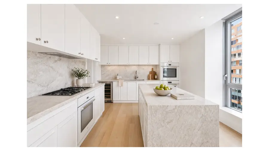 212 W 72nd Street #16E, New York, NY 10023 - #2