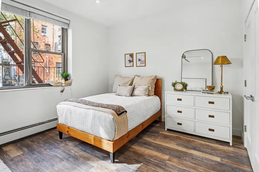 225 W 70th Street #2A, Manhattan, NY 10023 - #3