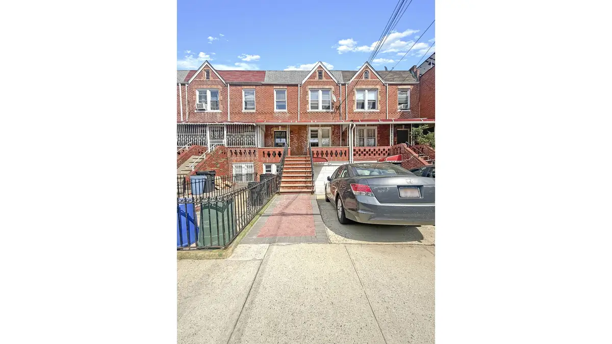 211 E 56th Street, Brooklyn, NY 11203 - #1