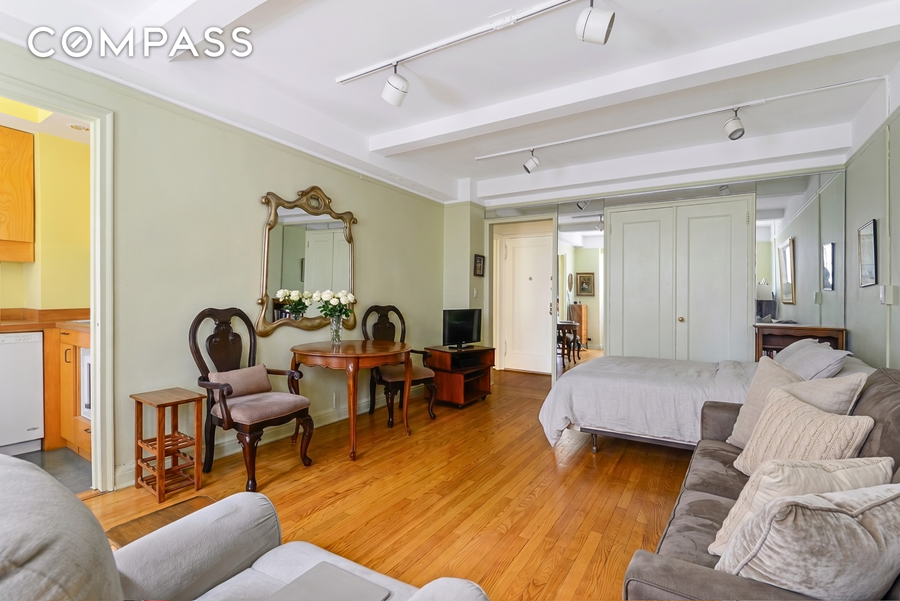 201 W 16th Street #3C, Manhattan, NY 10011 - #2