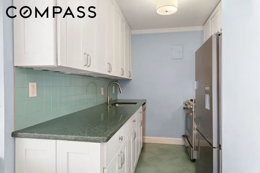 201 E 21st Street #2FG, New York, NY 10010 - #3