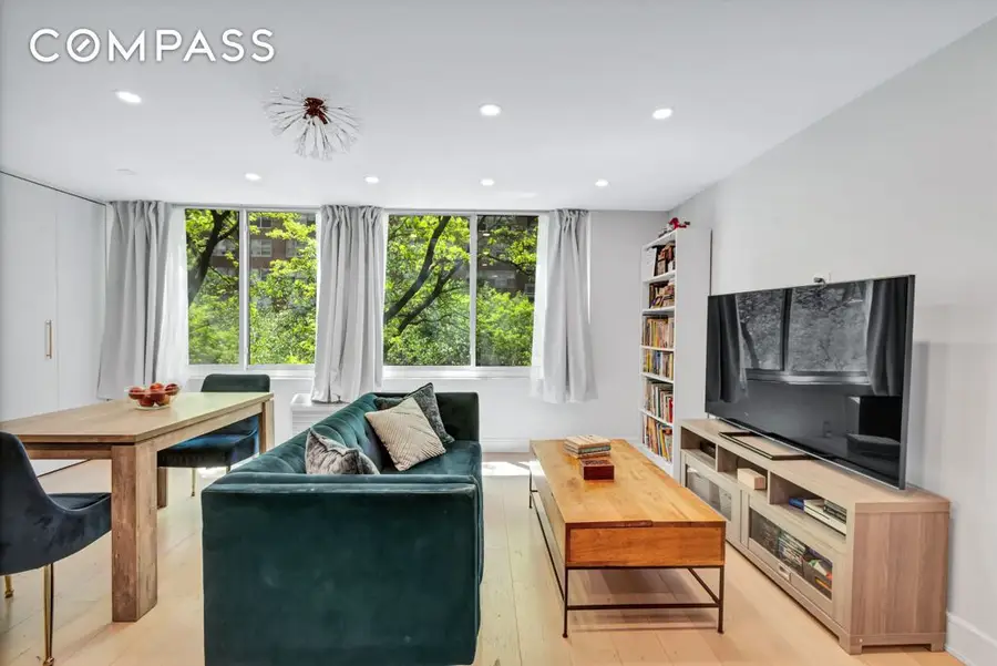 353 E 72nd Street #3CD, New York, NY 10021 - #2