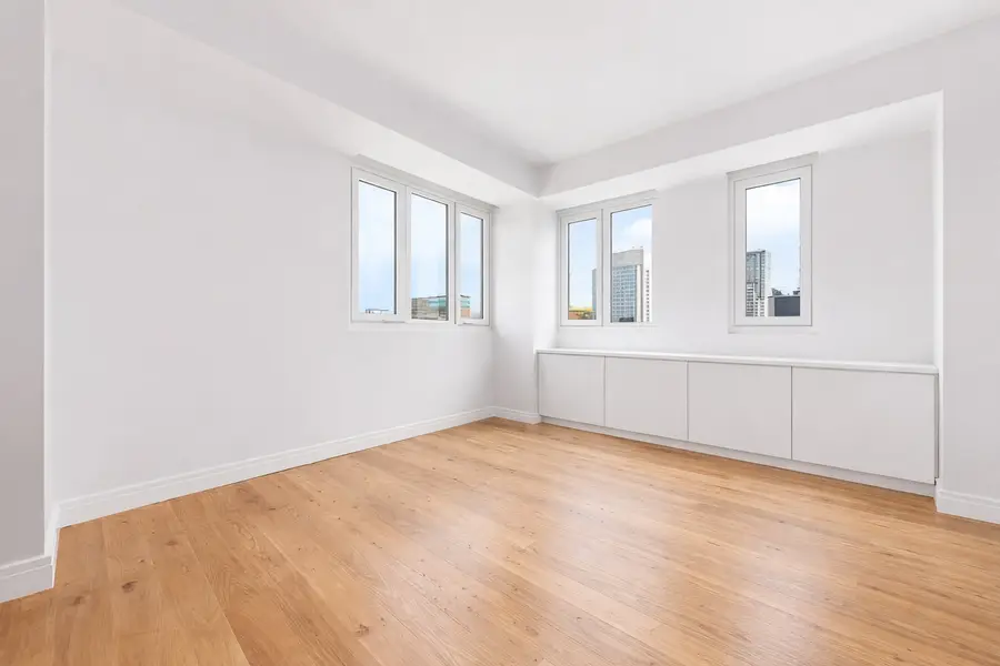 24-16 Queens Plaza S #16-B, Queens, NY 11101 - #2