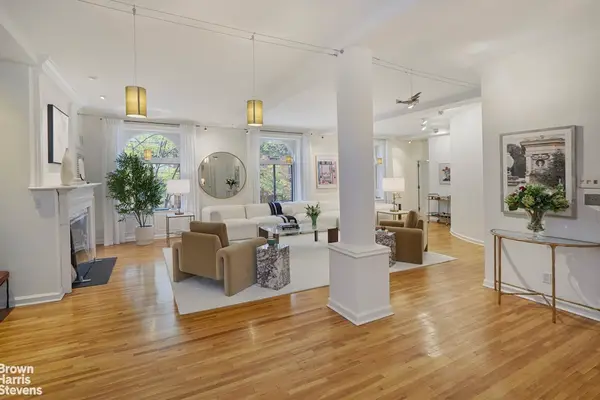 301 E 52nd Street #1C, Manhattan, NY 10022