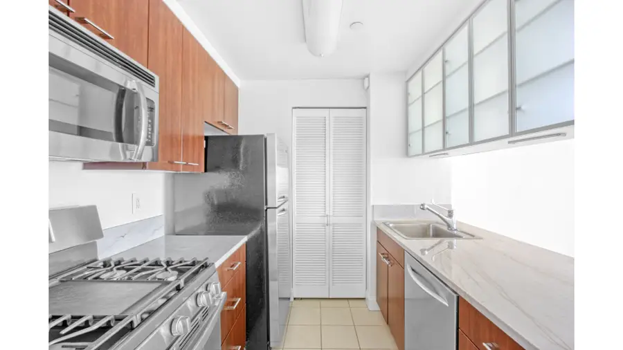 215 E 96th Street #28N, Manhattan, NY 10128 - #3
