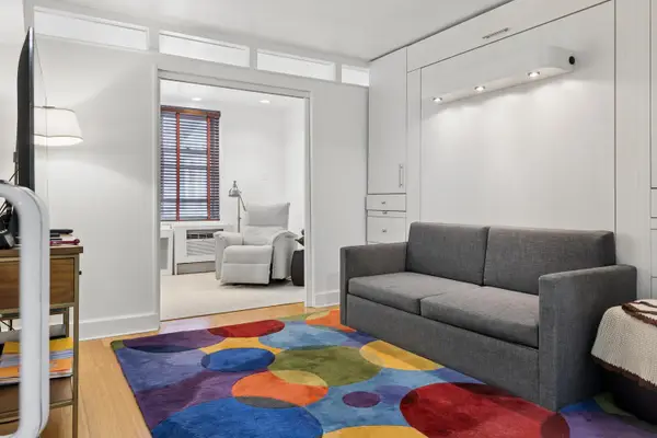 408 W 34th Street #4L, Manhattan, NY 10001