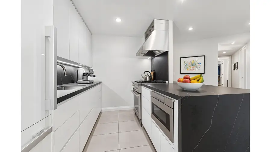 40 E 94th Street #8A, Manhattan, NY 10128 - #3