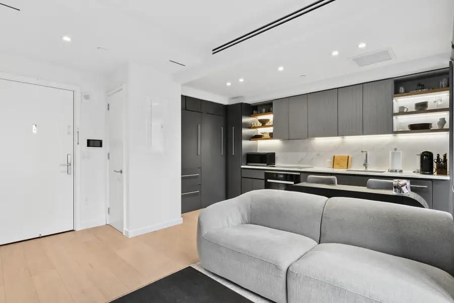300 W 30th Street #4B, Manhattan, NY 10001 - #2