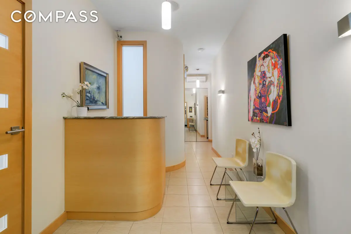 570 Park Avenue #GROUND D, Manhattan, NY 10065 - #1