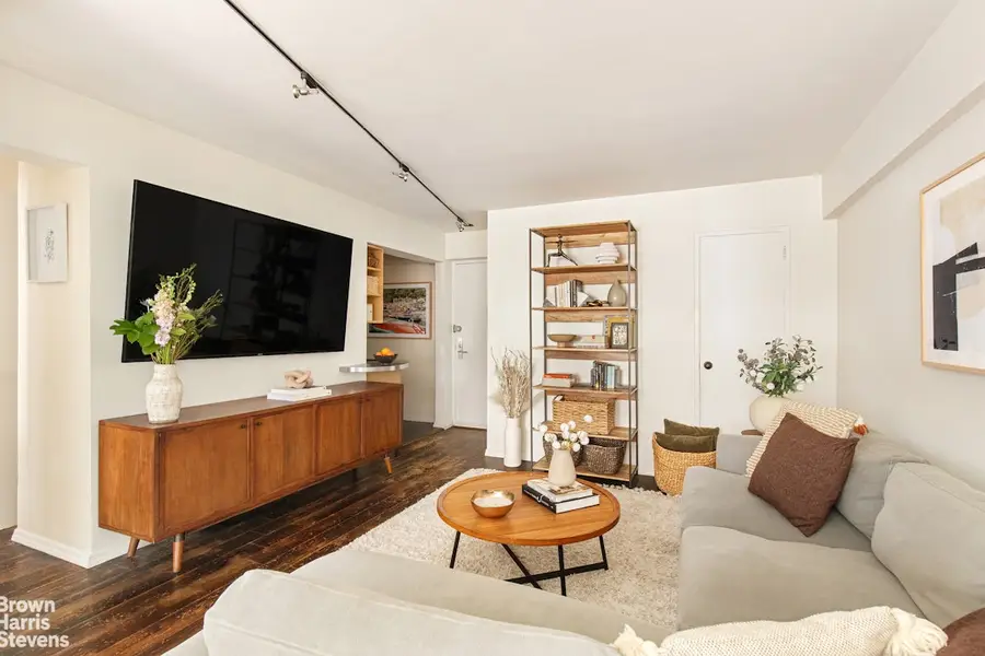 220 E 67th Street #6F, Manhattan, NY 10021 - #2