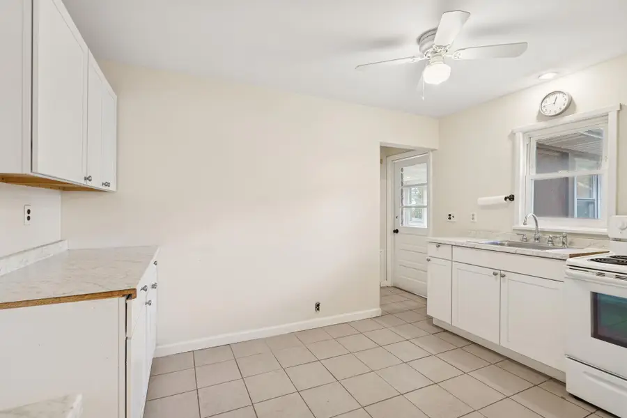 81 Midland Road, Staten Island, NY 10308 - #3