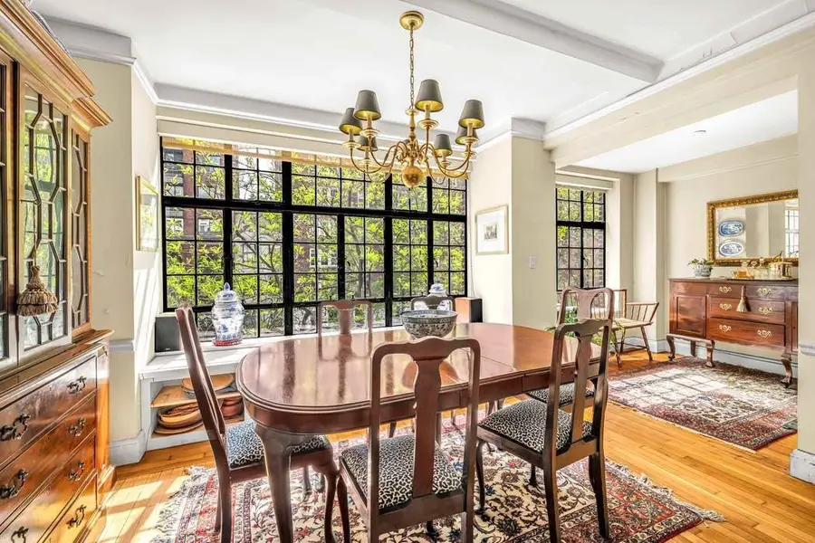 325 E 72nd Street #4D, New York, NY 10021 - #3