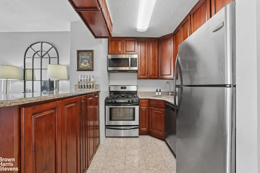 340 E 93rd Street #24K, Manhattan, NY 10128 - #3
