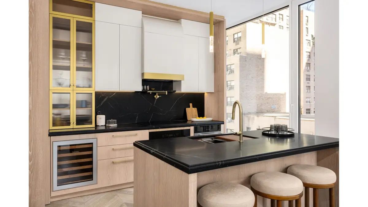 660 Lexington Avenue #2B, Manhattan, NY 10022 - #1