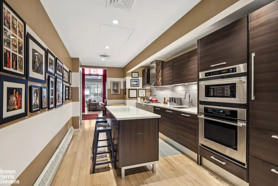 534 W 42nd Street #2, Manhattan, NY 10036 - #3