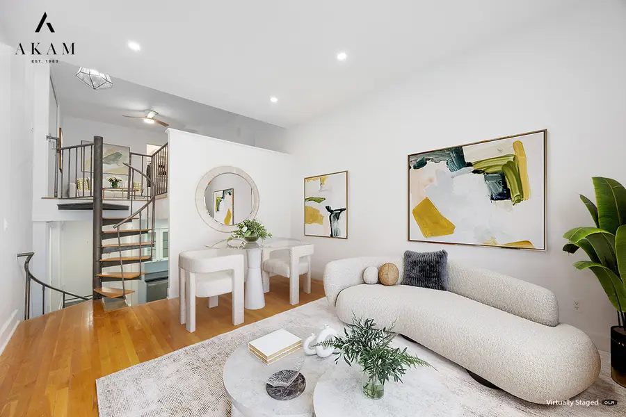 211 Thompson Street #4C, New York, NY 10012 - #3