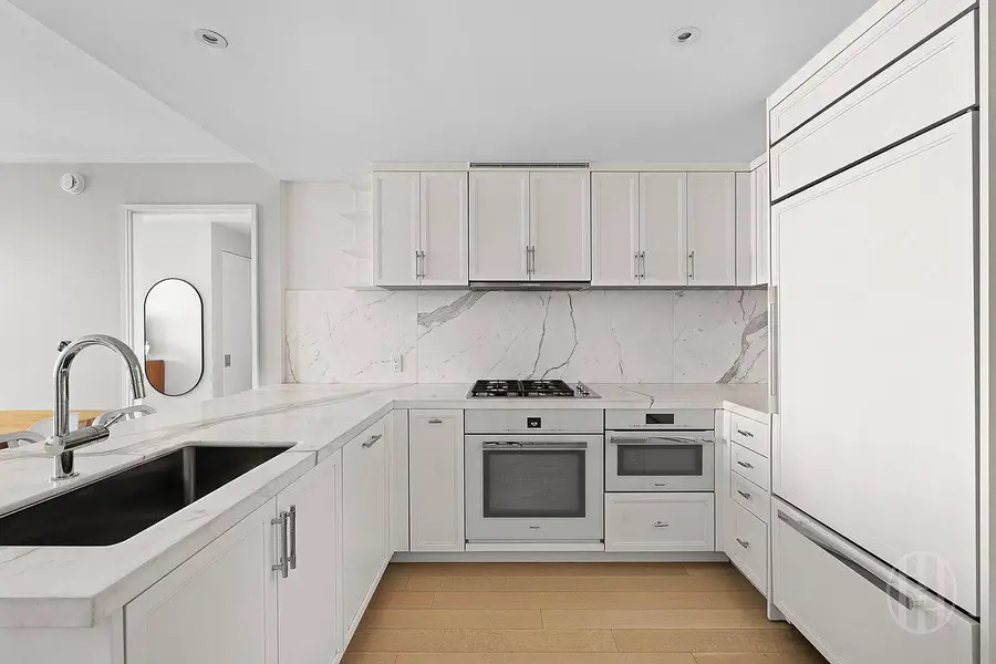 212 Warren Street #5N, Manhattan, NY 10282-0007 - #2