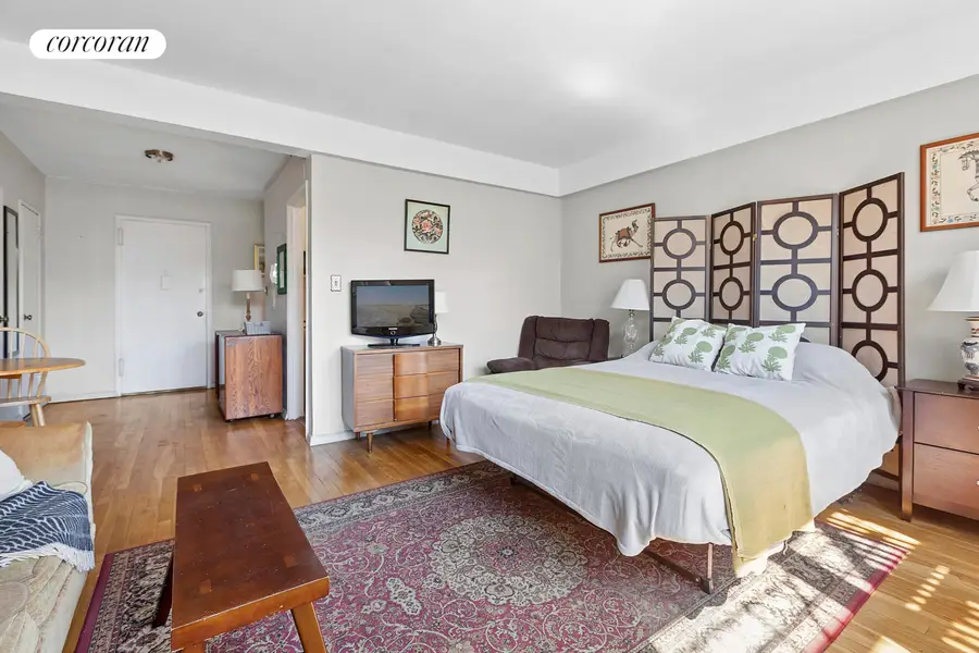 211 E 18th Street #5D, Manhattan, NY 10003 - #2