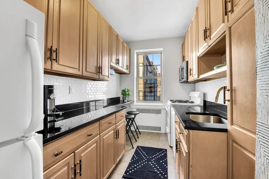 720 Fort Washington Avenue #5X, New York, NY 10040 - #2