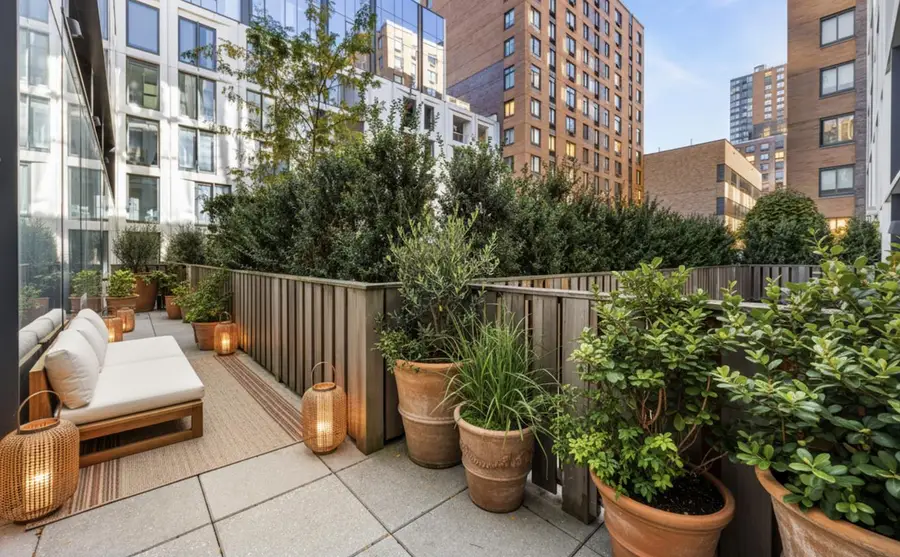 500 W 45th Street #210, Manhattan, NY 10036 - #2