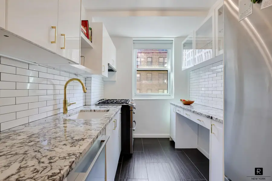 63 E 9th Street #4O, New York, NY 10003 - #3