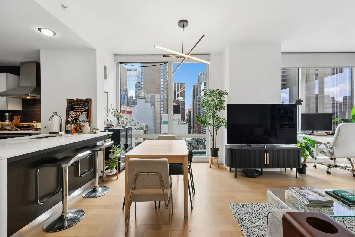 247 W 46th Street #2204, Manhattan, NY 10036 - #1