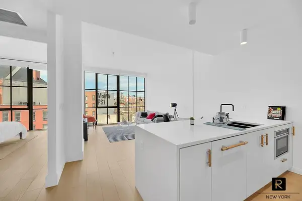 22-18 Jackson Avenue #421, Queens, NY 11101