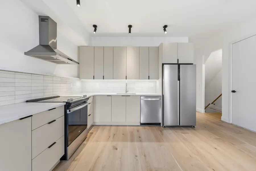 64-08 60th Place, Queens, NY 11385 - #3