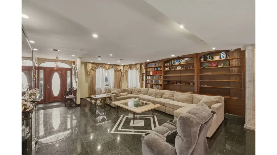 2112 Ave L, Brooklyn, NY 11210 - #2